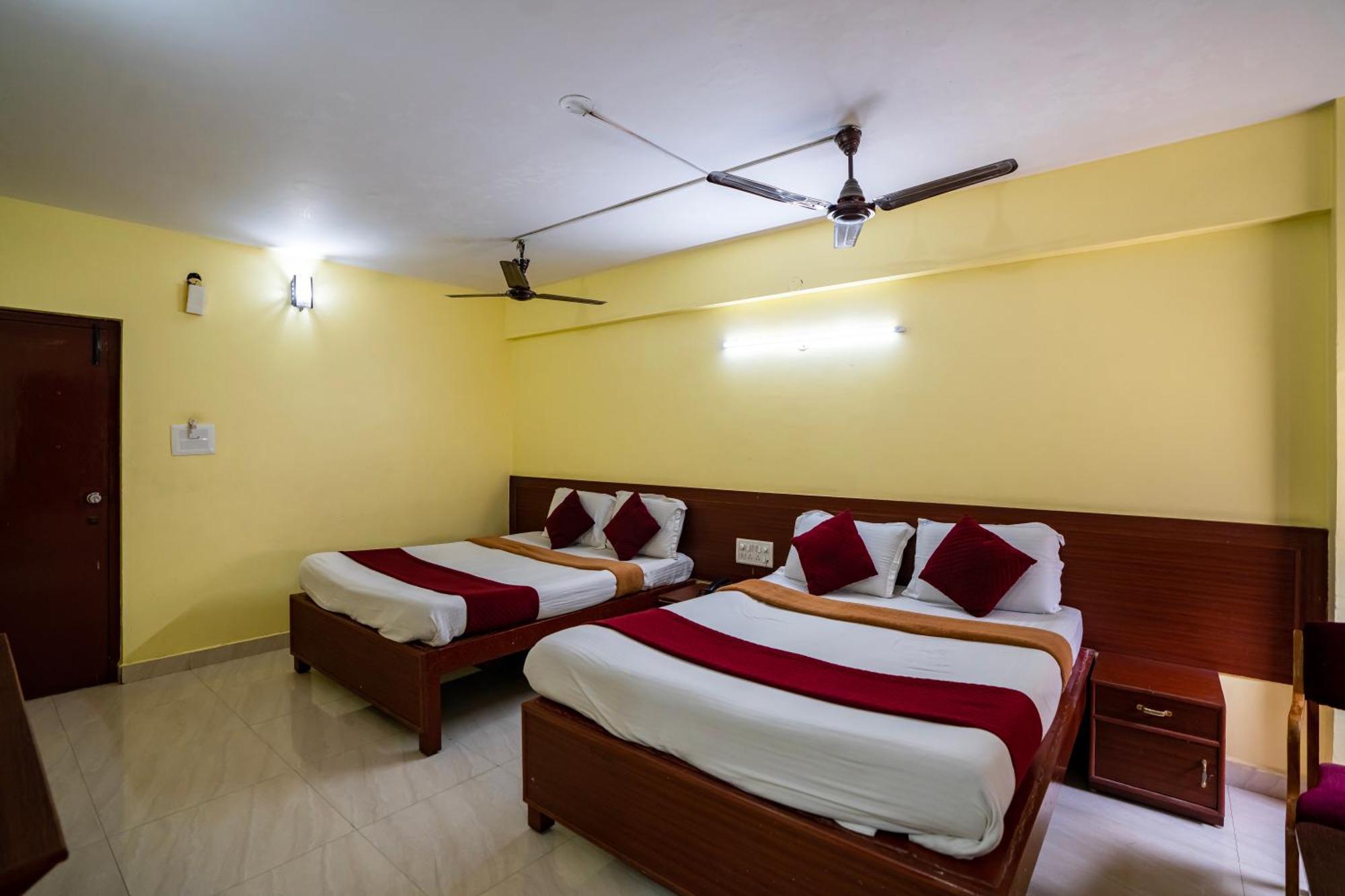 Hotel Vyshak Residency Mysore Exterior photo